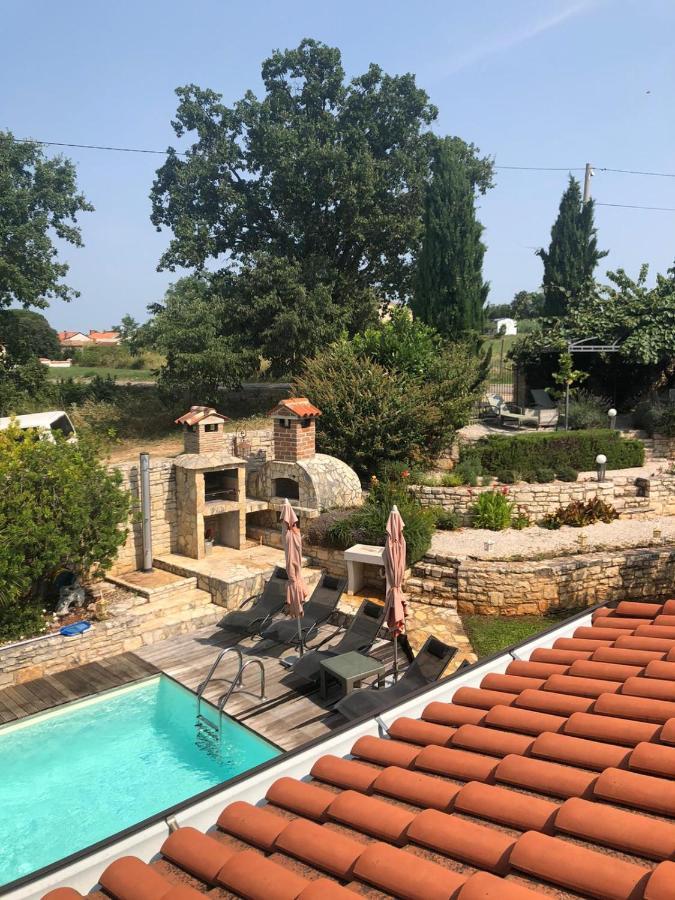Casa Stefanie Vila Kaštelir Exterior foto